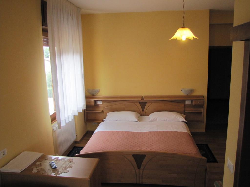 Hotel Cantaleone San Michele allʼAdige Quarto foto